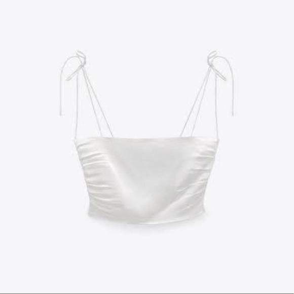 Zara Tops - Zara white crop top